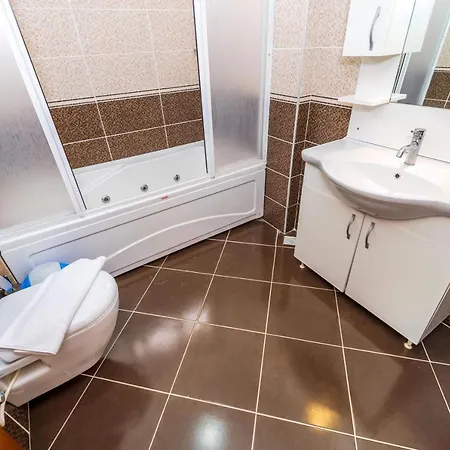 Yasam Park - Luxury 8 Person - Calis 90mt פאטהיה