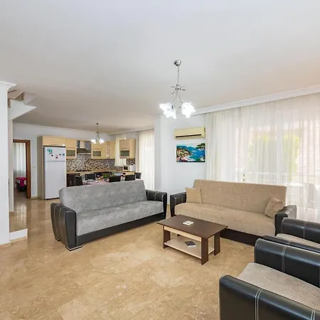 Yasam Park - Luxury 8 Person - Calis 90mt וילה