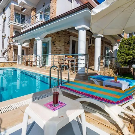 Yasam Park - Luxury 8 Person - Calis 90mt 페티예