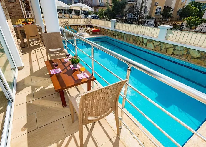 Yasam Park - Luxury 8 Person - Calis 90mt Villa Fethiye