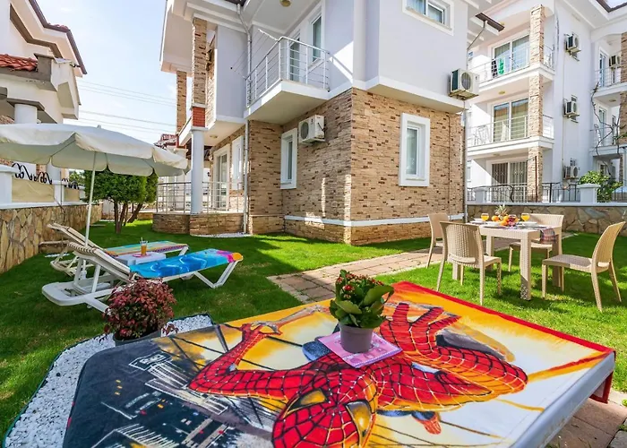 Villa Yasam Park - Luxury 8 Person - Calis 90mt