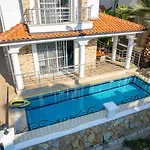 Villa Yasam Park - Luxury 8 Person - Calis 90mt Fethiye