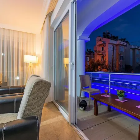 Yasam Park - Luxury 8 Person - Calis 90mt Willa
