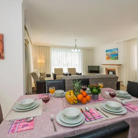 Yasam Park - Luxury 8 Person - Calis 90mt Villa Fethiye