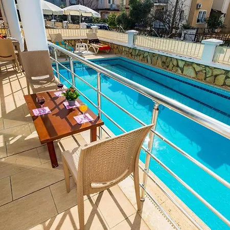 Yasam Park - Luxury 8 Person - Calis 90mt Villa Fethiye