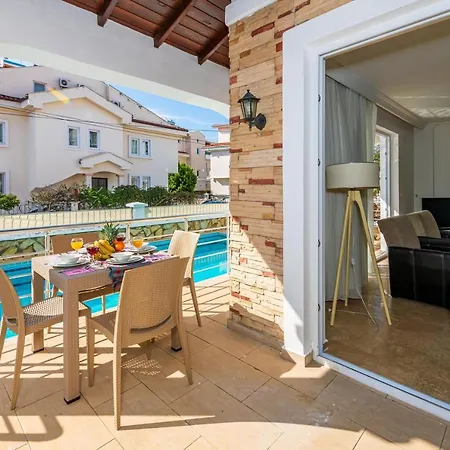 Yasam Park - Luxury 8 Person - Calis 90mt Villa Fethiye