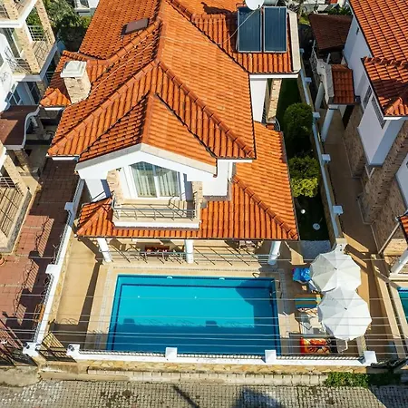 Villa Yasam Park - Luxury 8 Person - Calis 90mt Fethiye