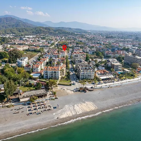 Villa Yasam Park - Luxury 8 Person - Calis 90mt