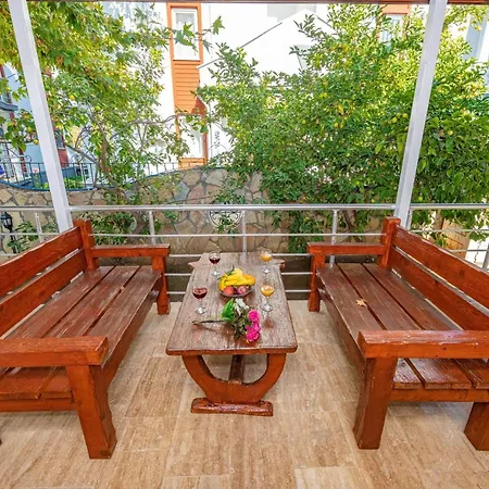 Yasam Park - Luxury 8 Person - Calis 90mt